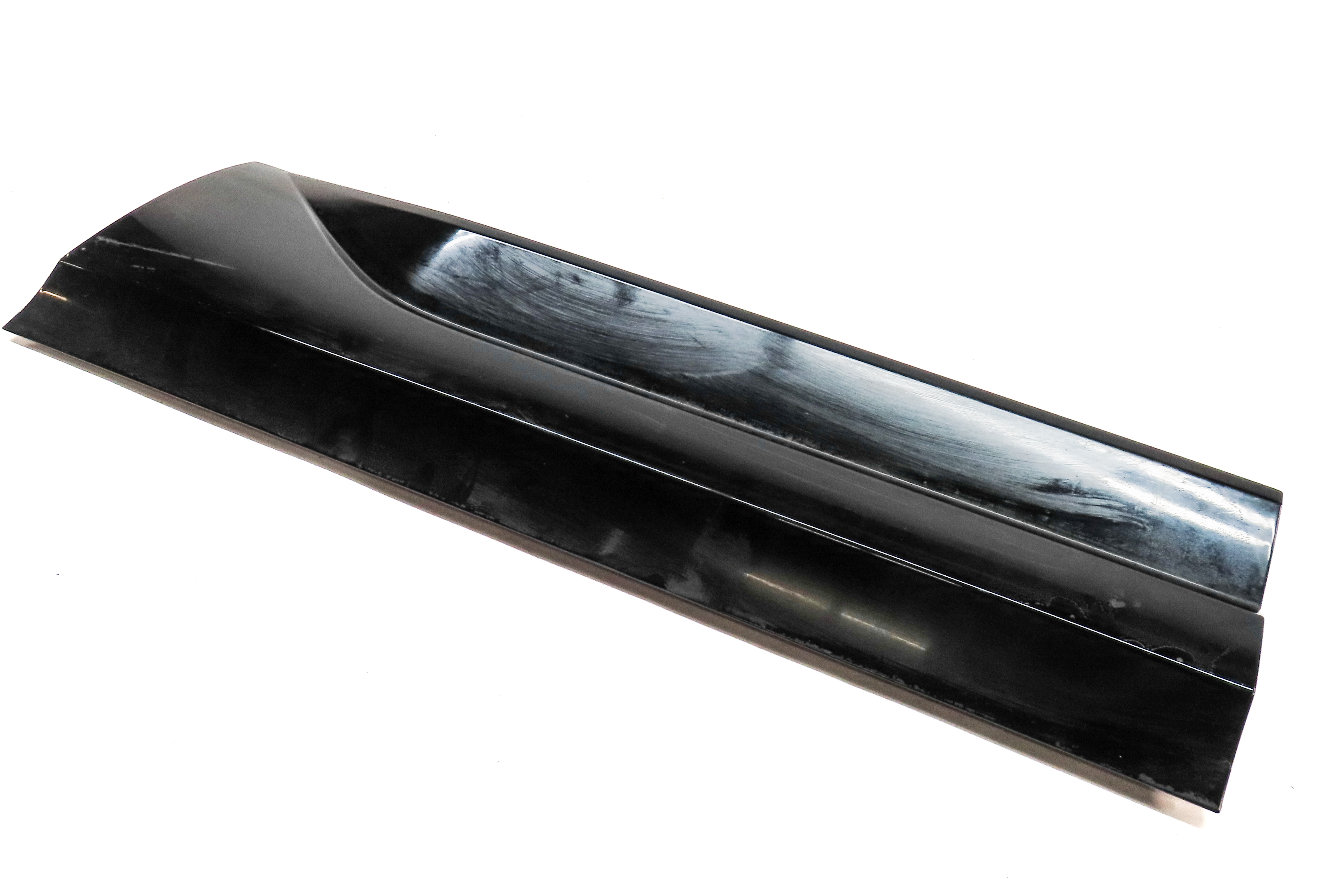 2016-2018 AUDI Q3 (8U) REAR LEFT DOOR LOWER MOULDING RUNNER TRIM (Black) — exact item pictured